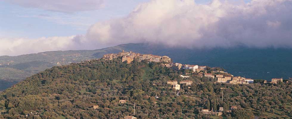 Castel Azzara sul Monte Amiata